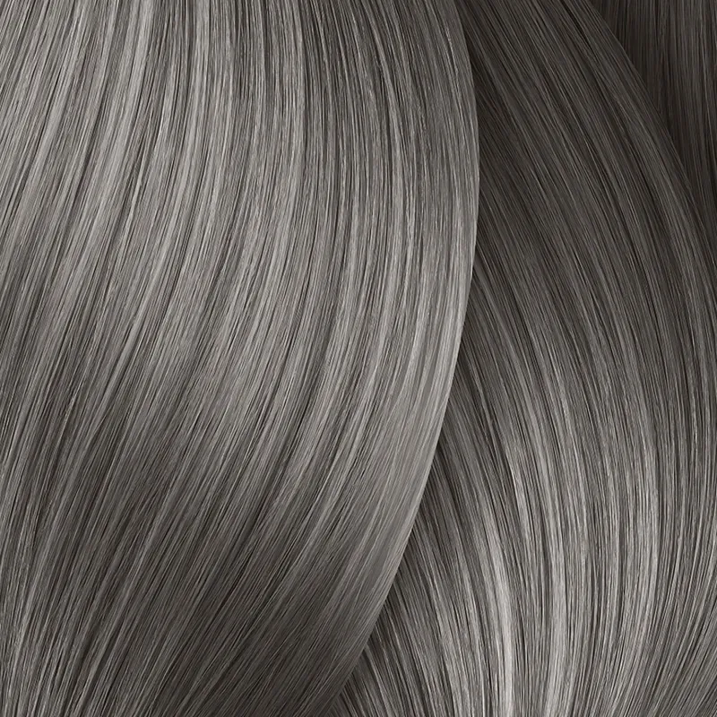 L’Oréal Professionnel Paris Coloration crème de beauté Majirel CC 8.1 blond clair cendré Best