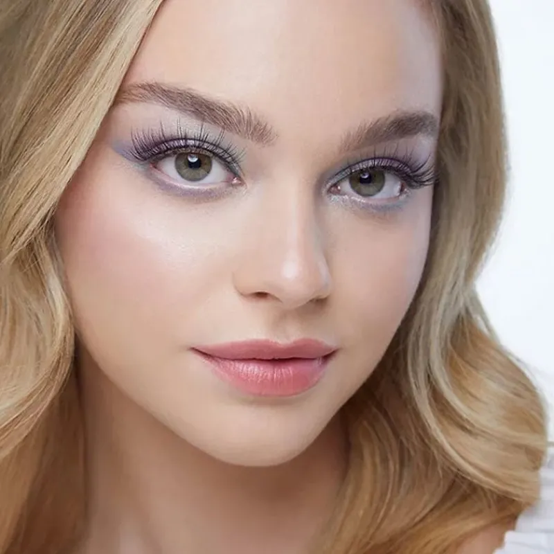 Ardell Faux cils à coller Light As Air 522 Online