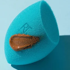 Real Techniques Éponge de teint matifiante Airblend Miracle Sponge Clearance