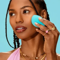 Real Techniques Éponge de teint matifiante Airblend Miracle Sponge Clearance