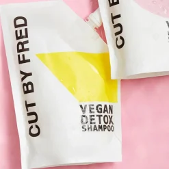 Cut by Fred Shampooing cuirs chevelus à problèmes Vegan Detox recharge 520ml Online
