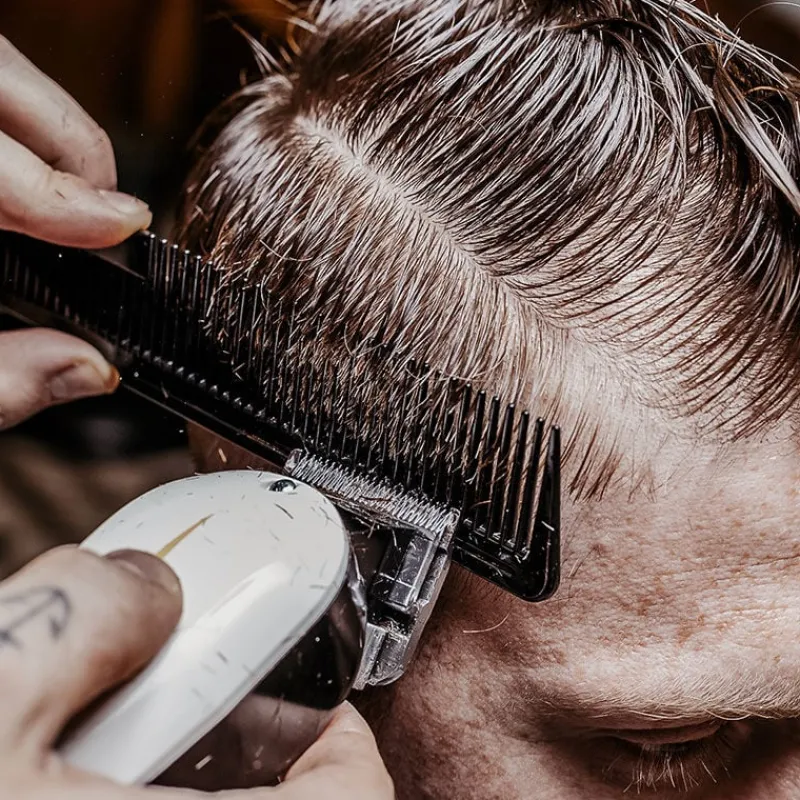 Wahl Professional Tondeuse de coupe sans fil Super Taper Cordless